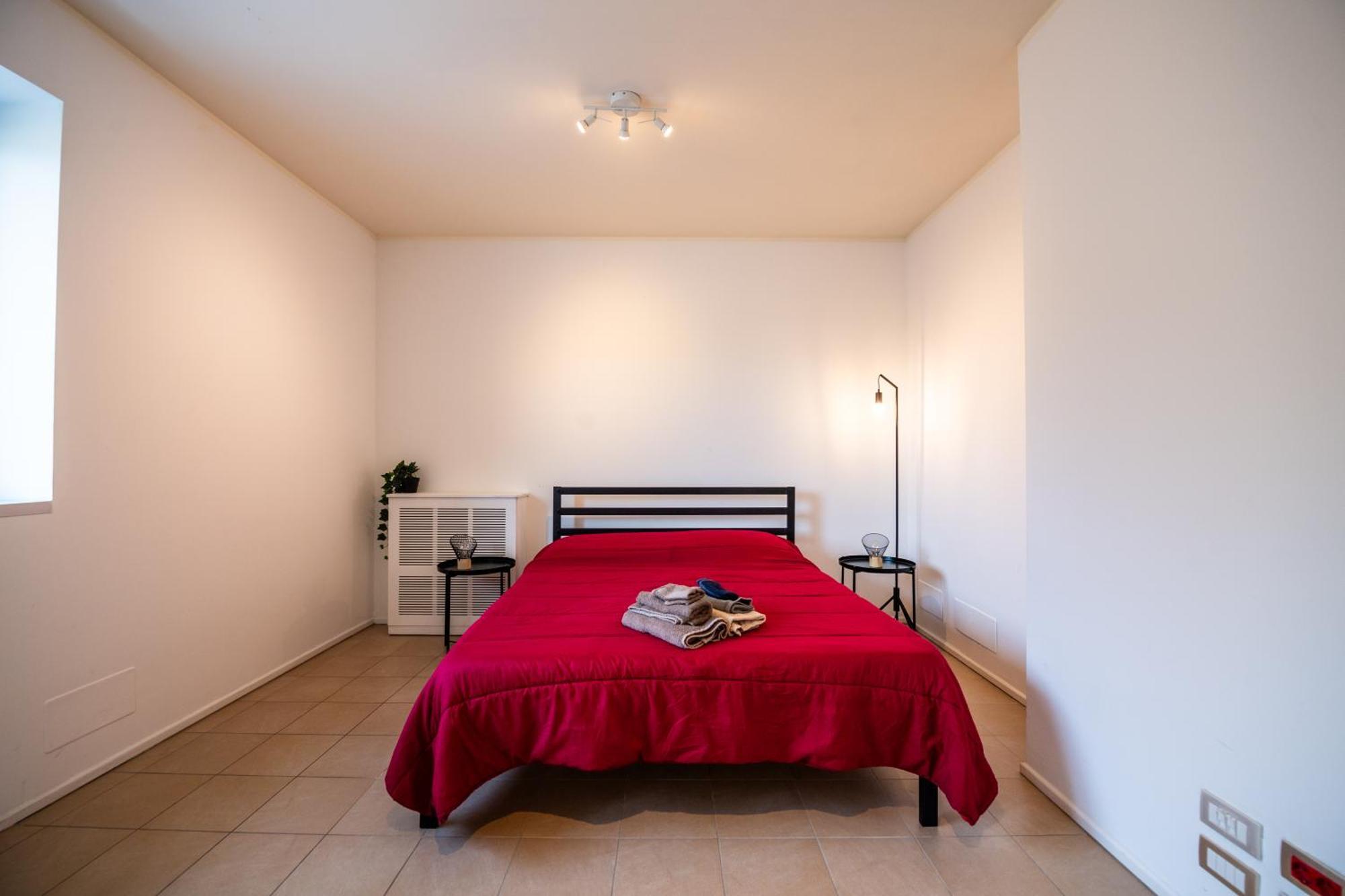 350 M Dalla Stazione L Parcheggio Free L Nova Loft Apartment Parma Exterior foto